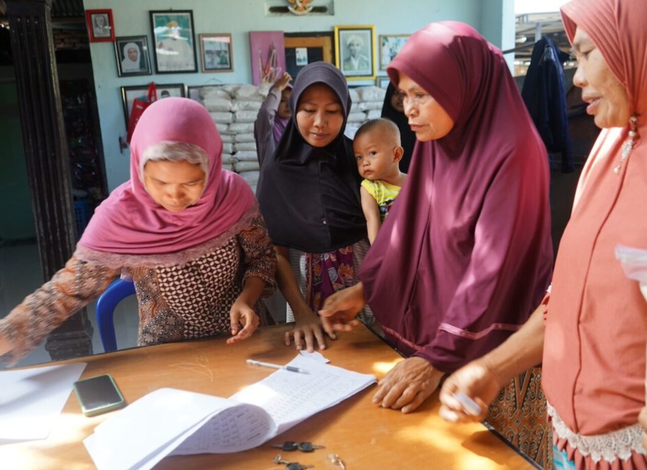 Santunan Kepada Masyarakat