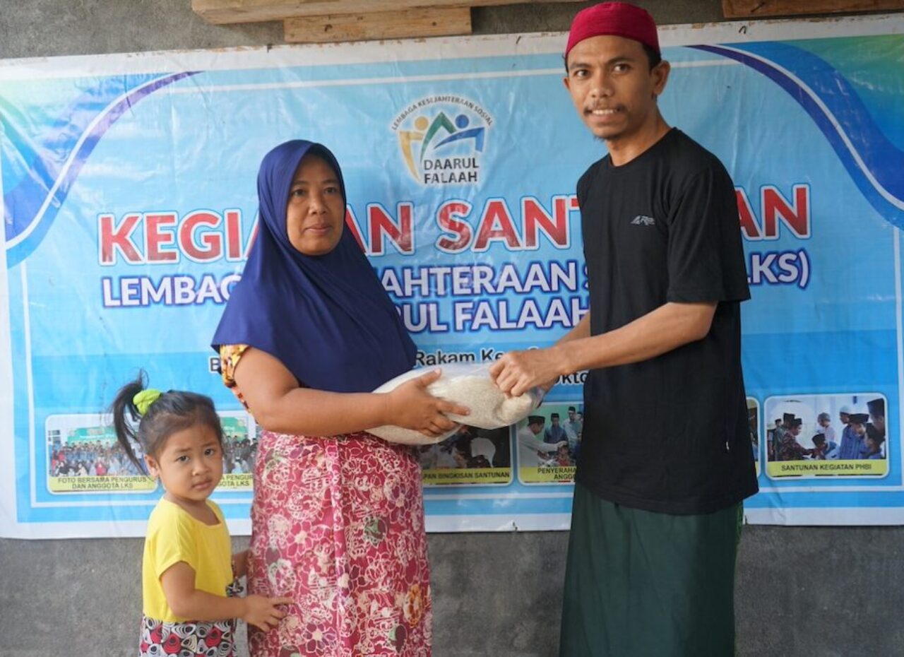 Santunan Kepada Warga Kurang Mampu