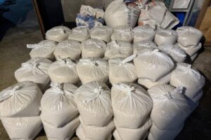Beras yang sudah di packing